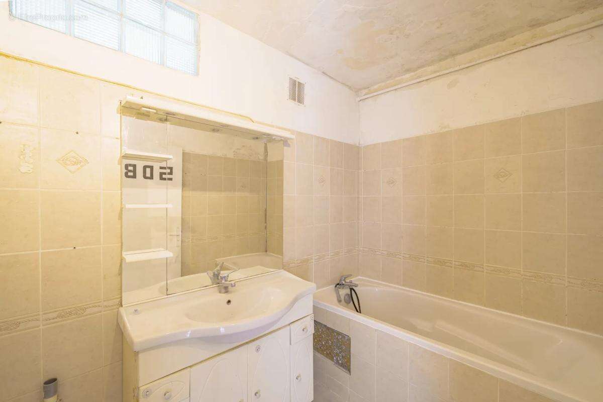 Appartement à MARSEILLE-13E