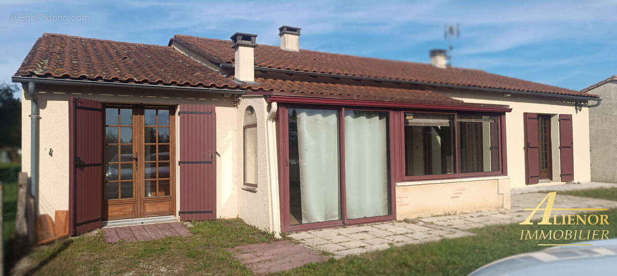 Maison à MOULEYDIER