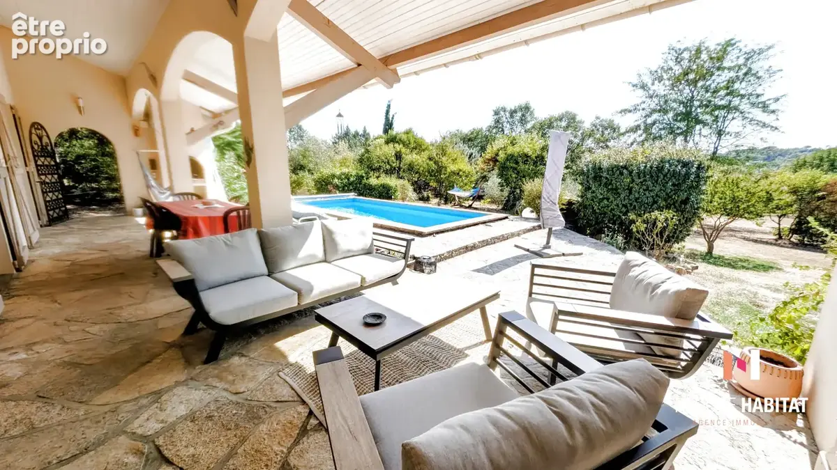 Villa plain pied piscine studio terrain 4000 m2 - photo 3