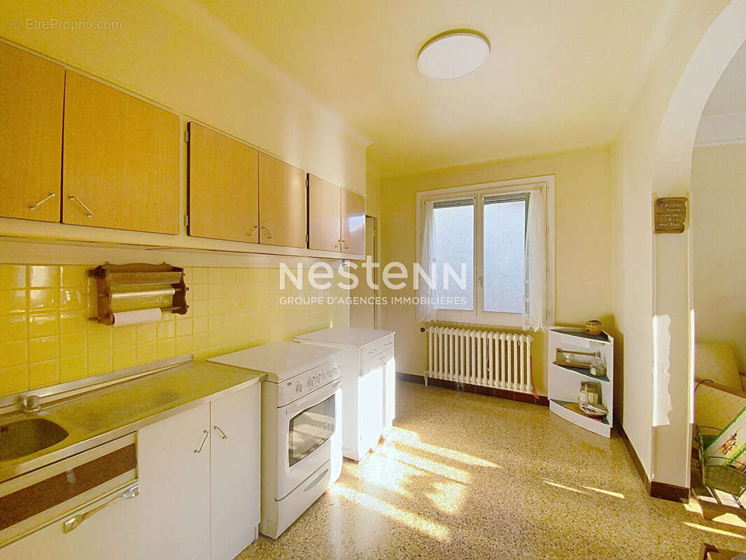 Maison à VILLELAURE