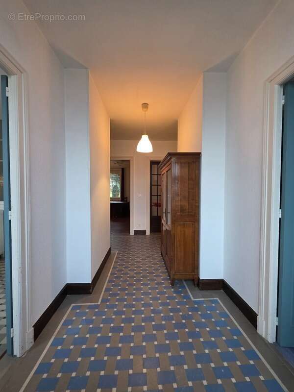 Appartement à SAINT-SORNIN-LEULAC