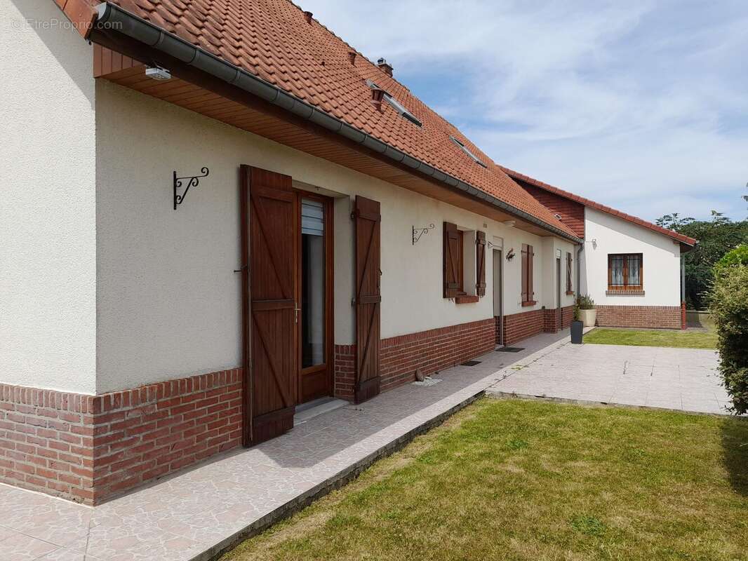 Maison à HAUTVILLERS-OUVILLE