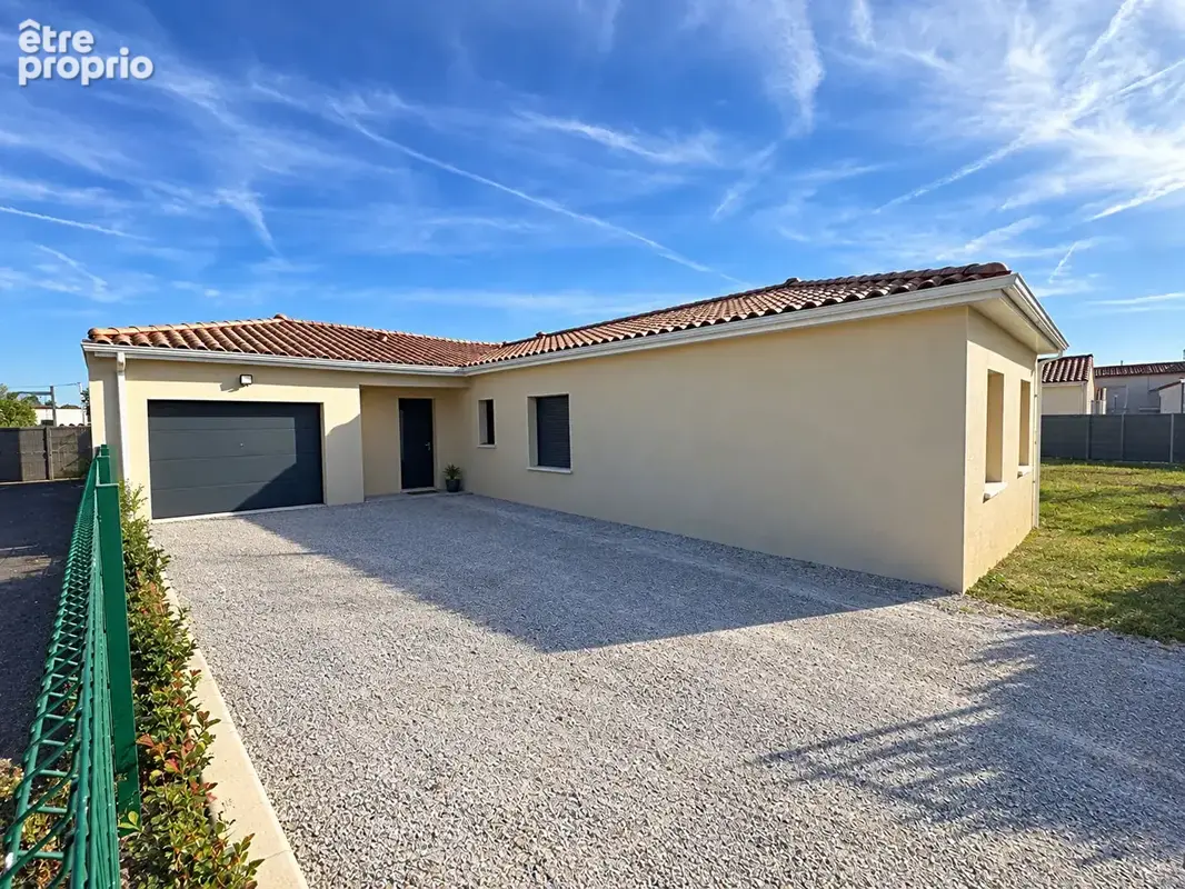 Photo Maison à Saint-Yrieix-Sur-Charente au prix de 226 800€