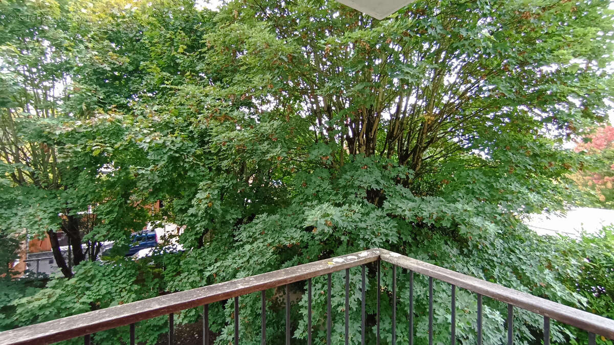 Appartement à VILLE-D&#039;AVRAY