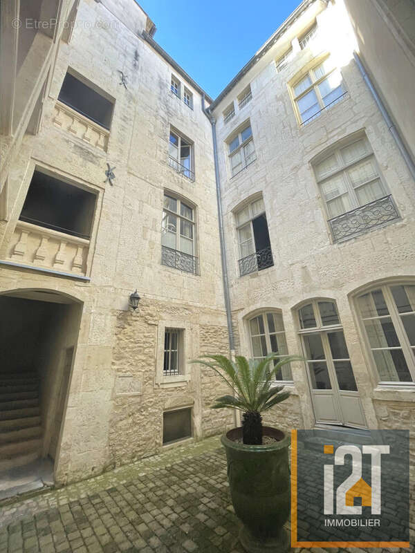 Appartement à NIMES