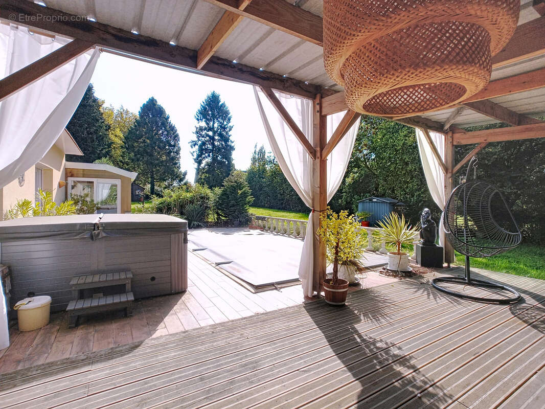 Maison à VILLERS-BOCAGE