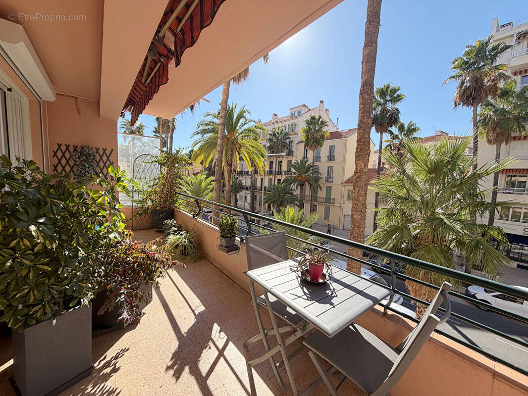 Appartement à HYERES