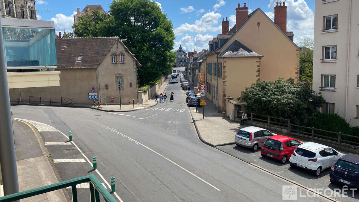 Appartement à MOULINS