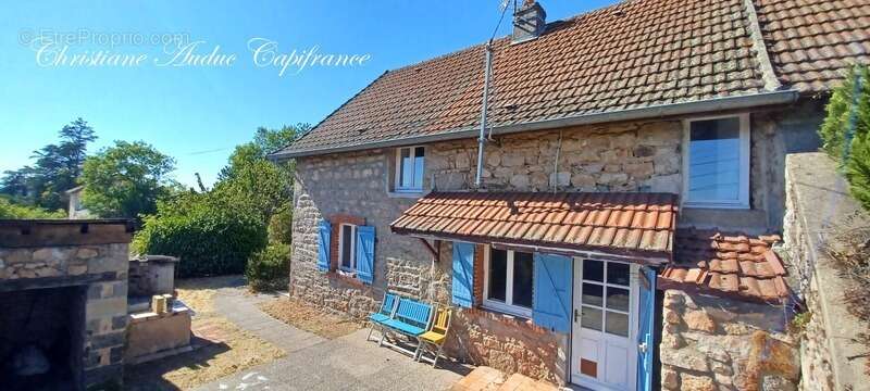 Maison à vendre 4 pièces 93 m² proche de CHAROLLES sur parcelle de terrain de 1970 m² - photo 3