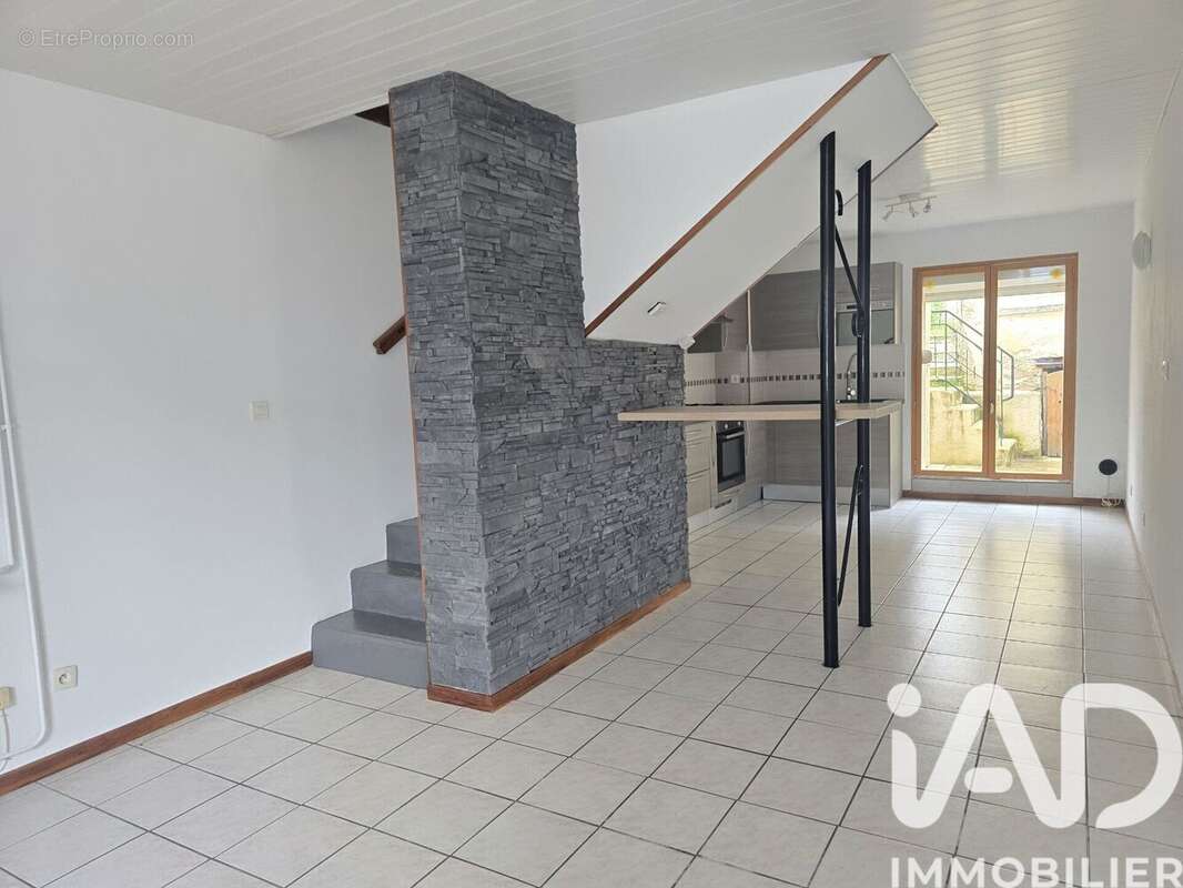 Maison 58 m² à Fleigneux  - photo 3