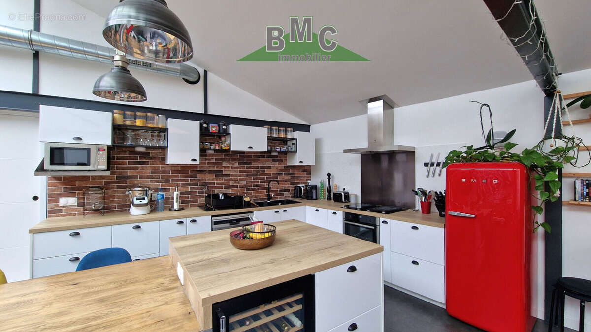 Appartement à LE PLESSIS-BOUCHARD