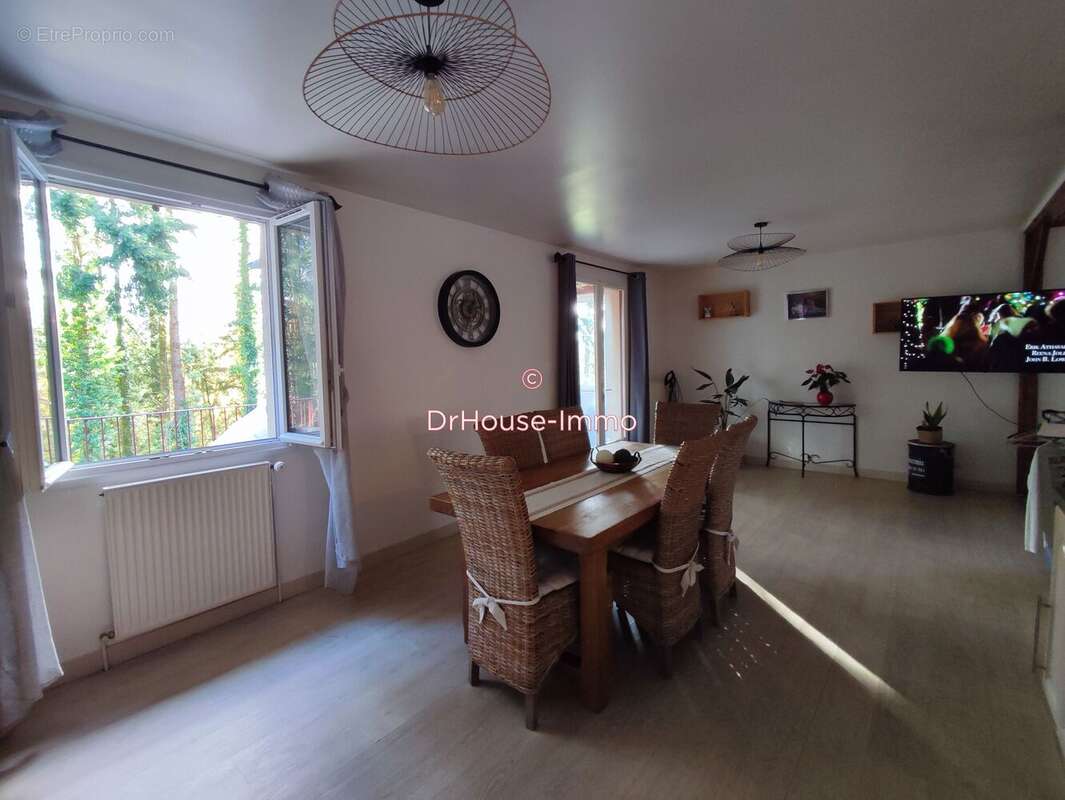 Maison à LE BENY-BOCAGE