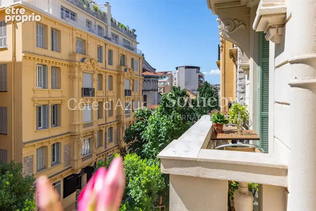 Nice Carré d’Or, appartement bourgeois 4 pièces avec trois chambres et balcon - photo 7