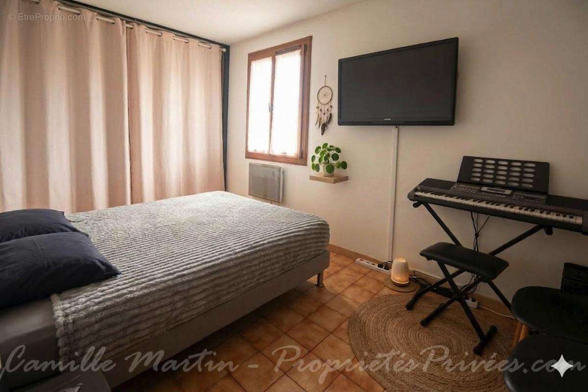 Maison à PUGET-SUR-ARGENS