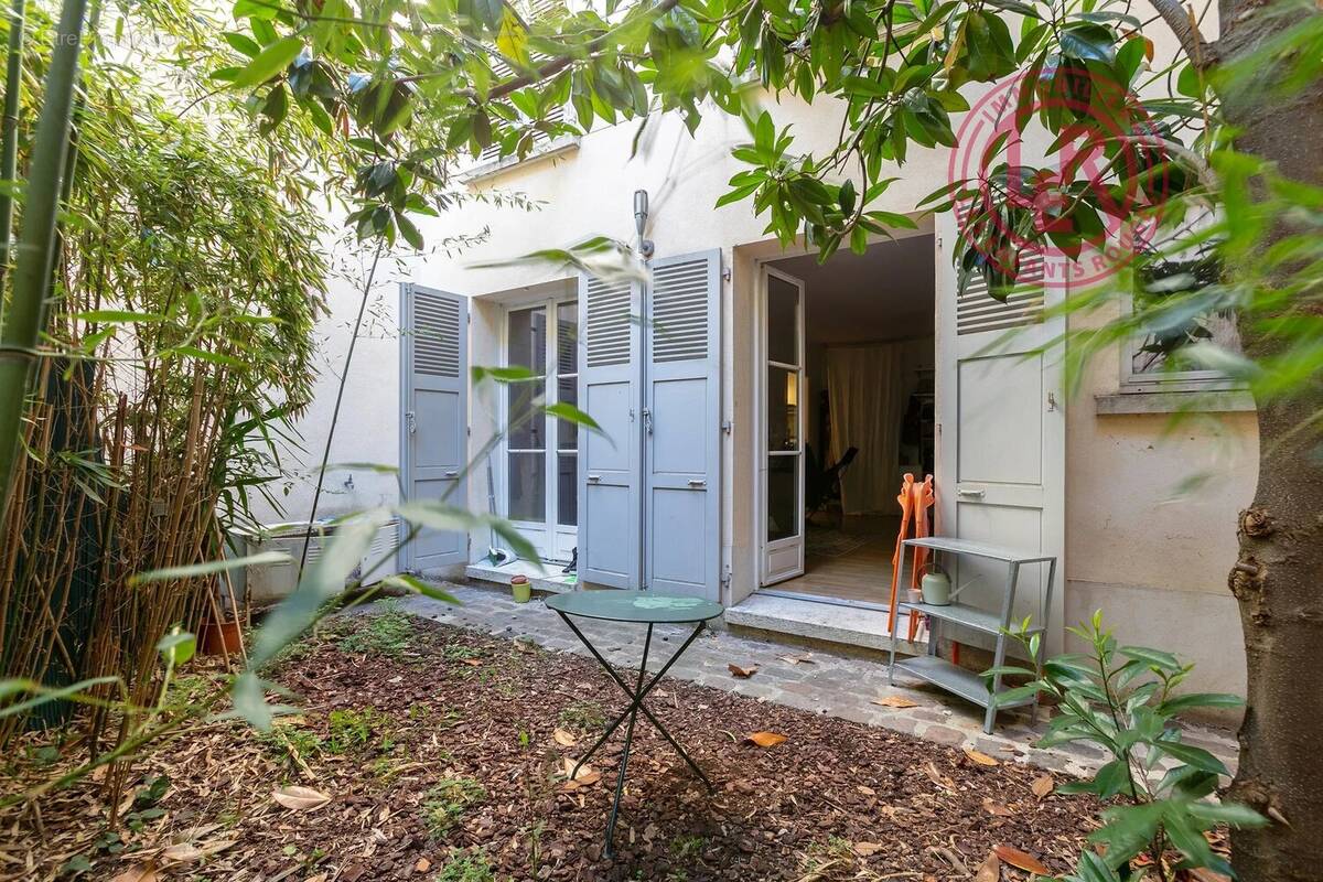 Appartement à PARIS-11E