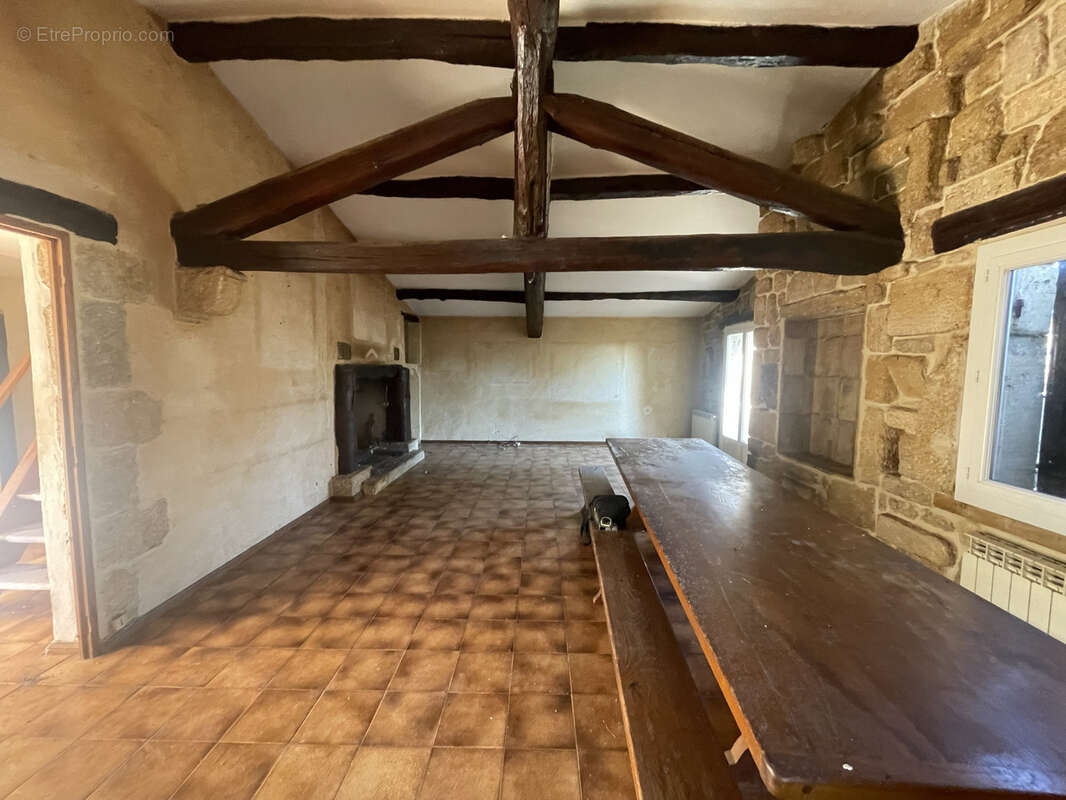 Maison à VILLEVEYRAC