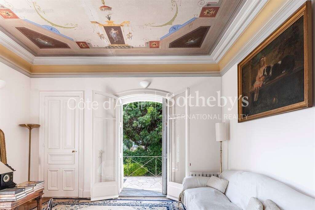 Exclusivité, appartement de prestige au sein de la Villa Diano, demeure historique du Mont Boron - photo 5