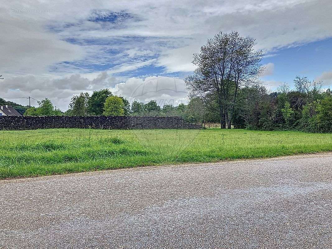 Terrain à DIXMONT