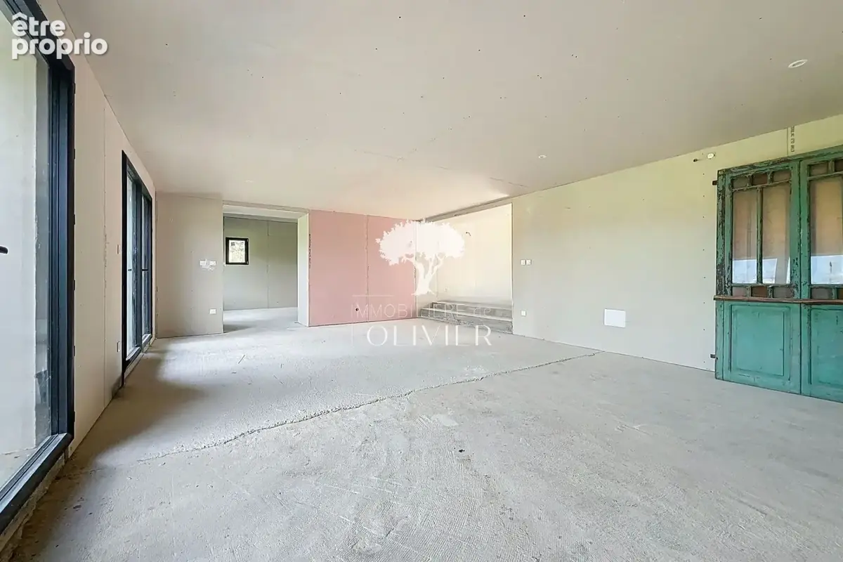 Maison 250 m² à vendre à Apt (84400) - photo 4