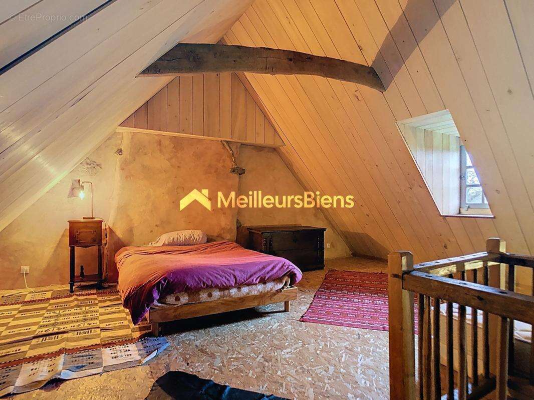 Maison à BELLOU-EN-HOULME