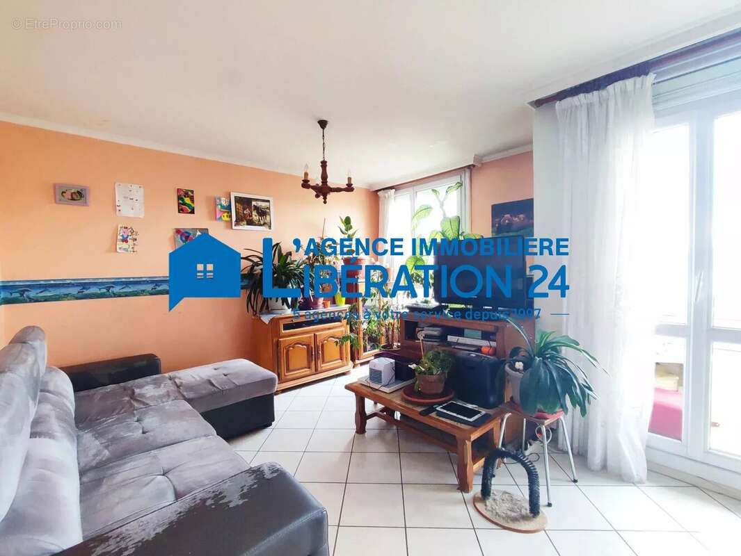 Appartement à SAINT-ETIENNE