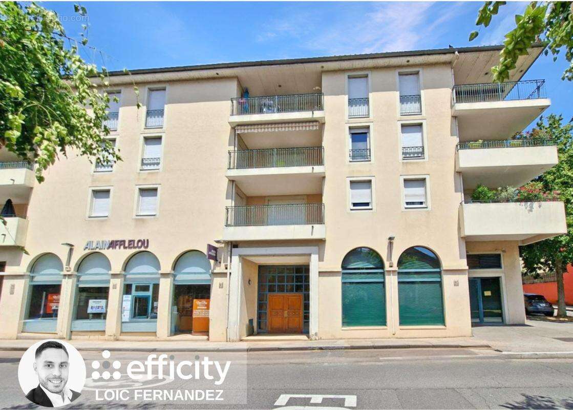 Appartement à NEUVILLE-SUR-SAONE