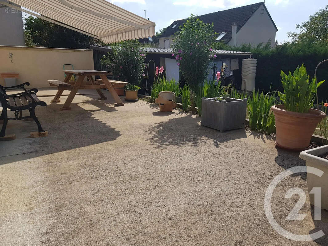 Maison 115 m² à Saint-Amand-En-Puisaye  - photo 14
