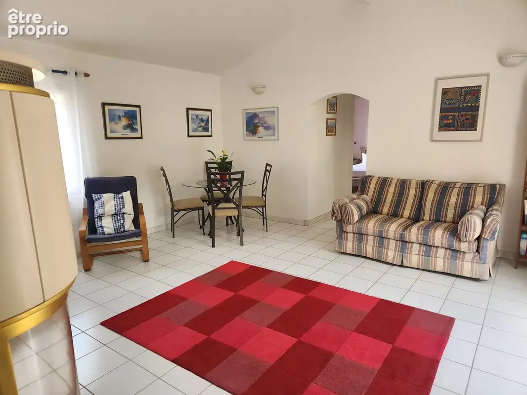 Spacieuse Maison Individuelle avec Dépendance Indépendante, Piscine et Jardins Paysagers - photo 13