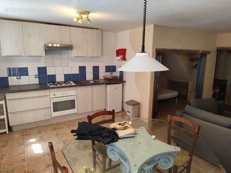 Maison à ASPRES-SUR-BUECH