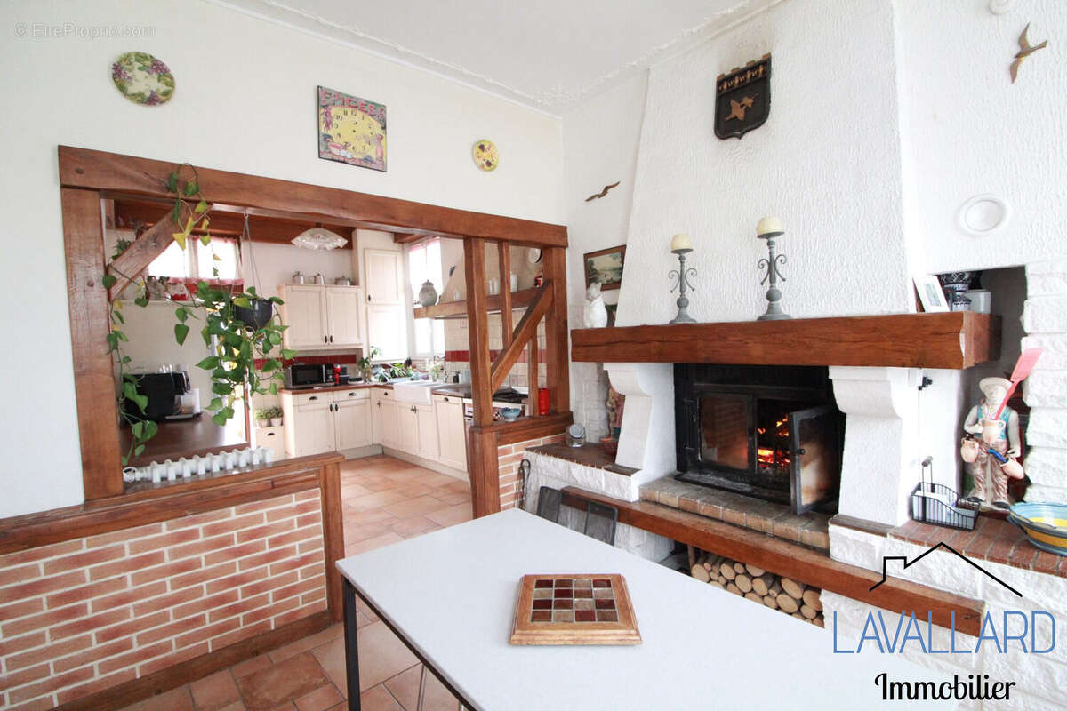 Maison à BETTENCOURT-SAINT-OUEN