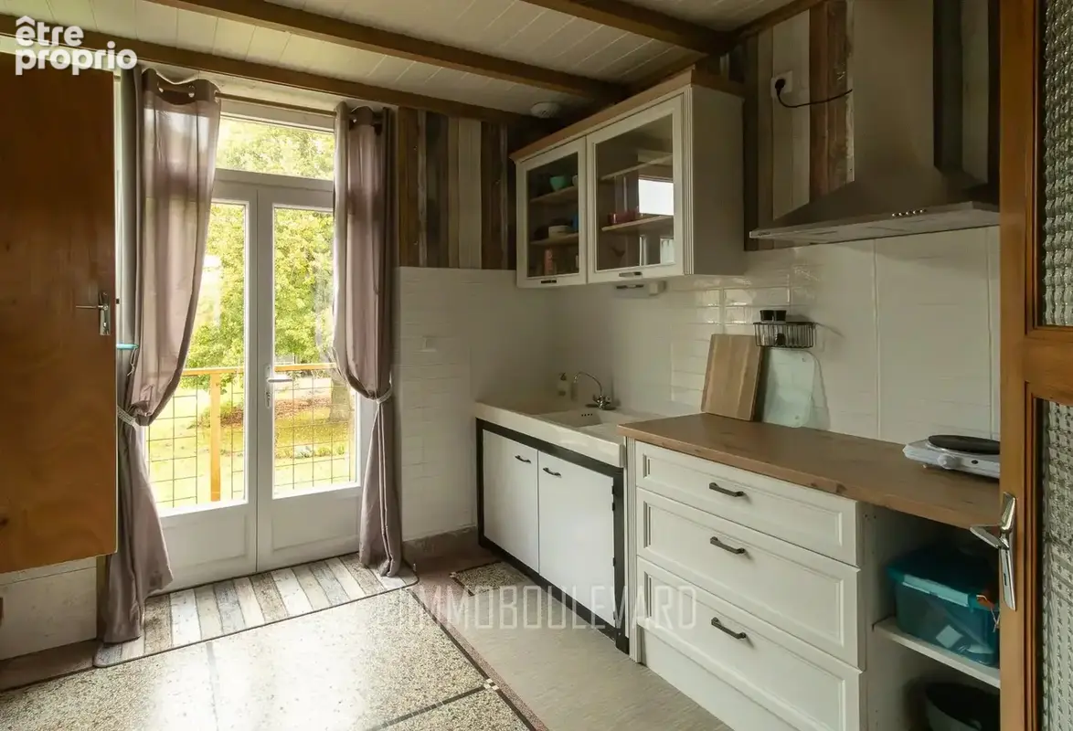 À vendre : Grande maison avec vue dégagée (63) - photo 17