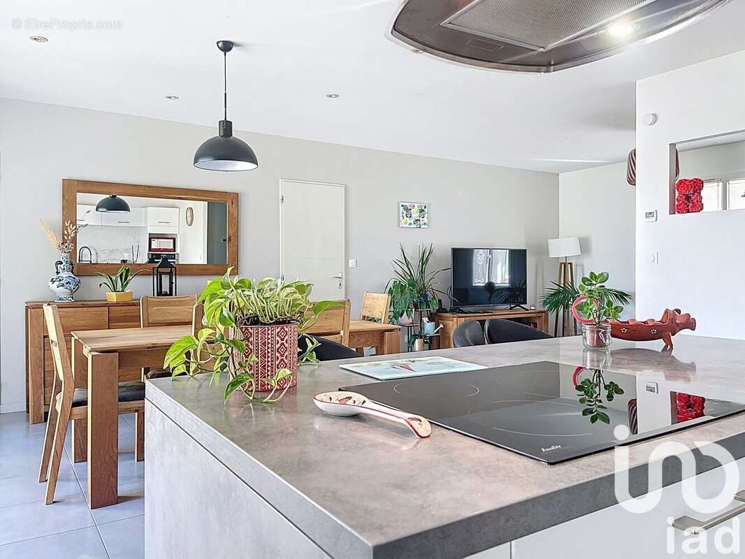 Photo 8 - Maison à ANDILLY