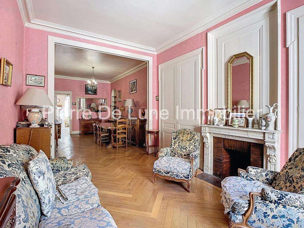 Lyon 1er – martinière  grand t2 de  69 m² – - photo 15