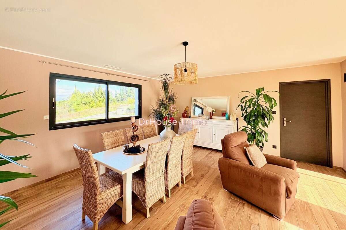Maison 197 m² à Arzens  - photo 33