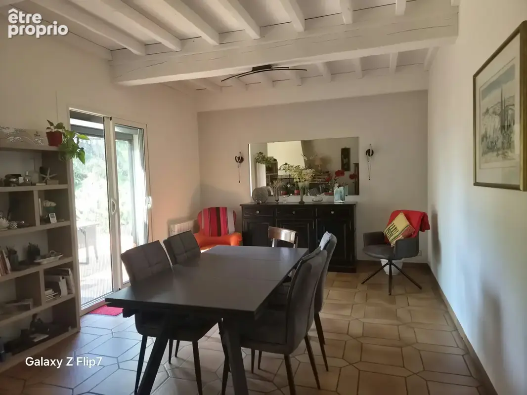 Superbe villa sur sous-sol avec jardin arboré - photo 4
