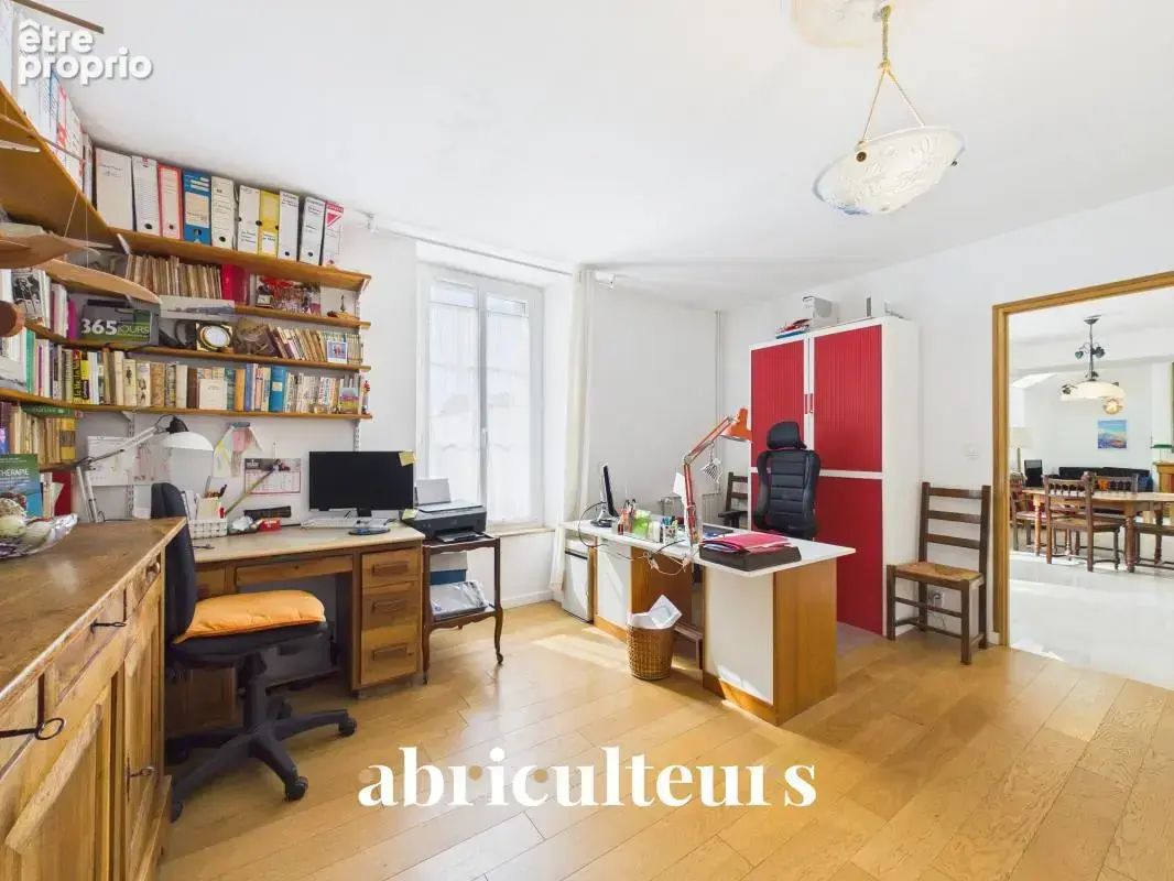 Maison familliale - 5 chambres et 1 bureau -Jardin arboré - Garage - Zola - photo 8