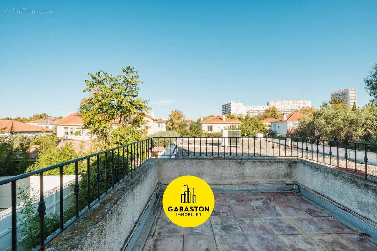 Maison à MARSEILLE-8E