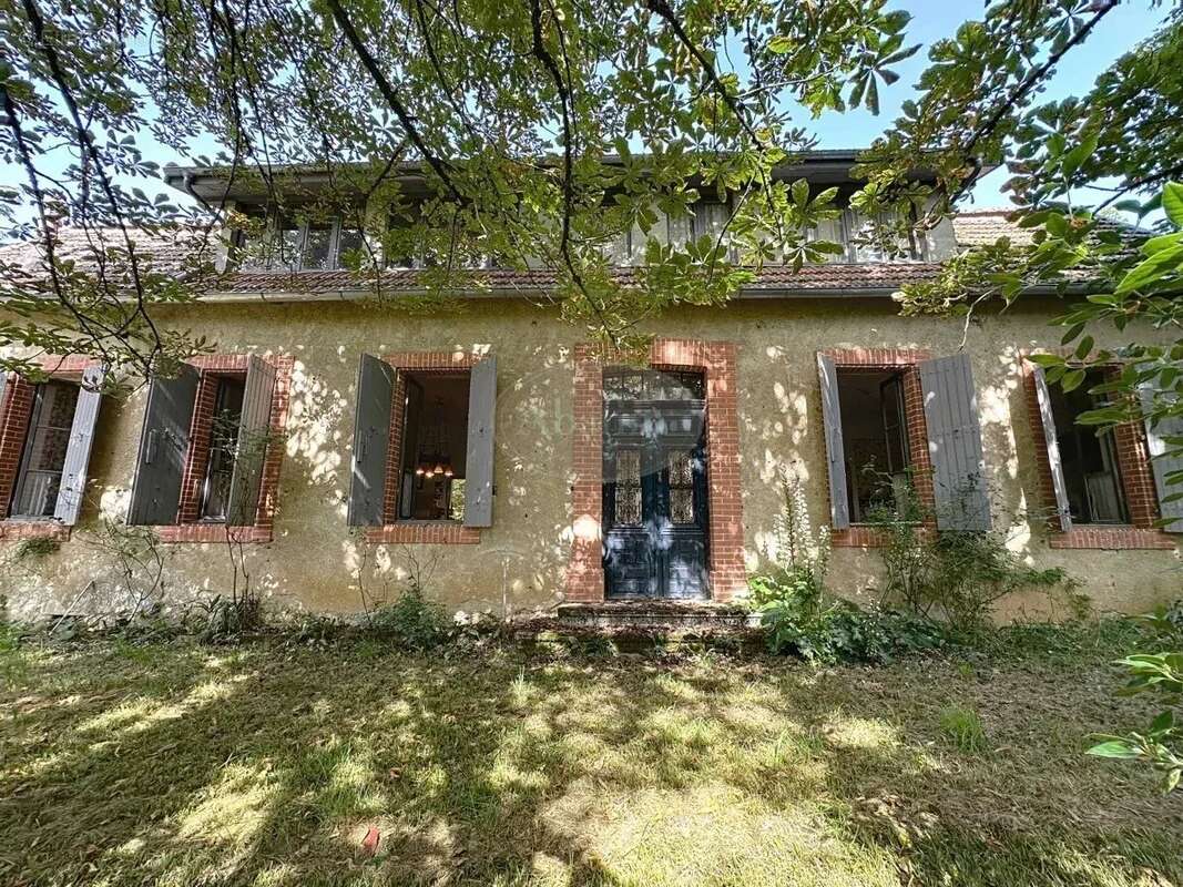 Maison à CASTELNAU-MAGNOAC