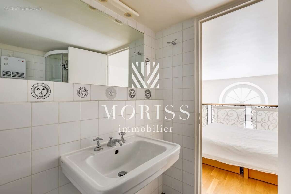 Appartement à PARIS-4E