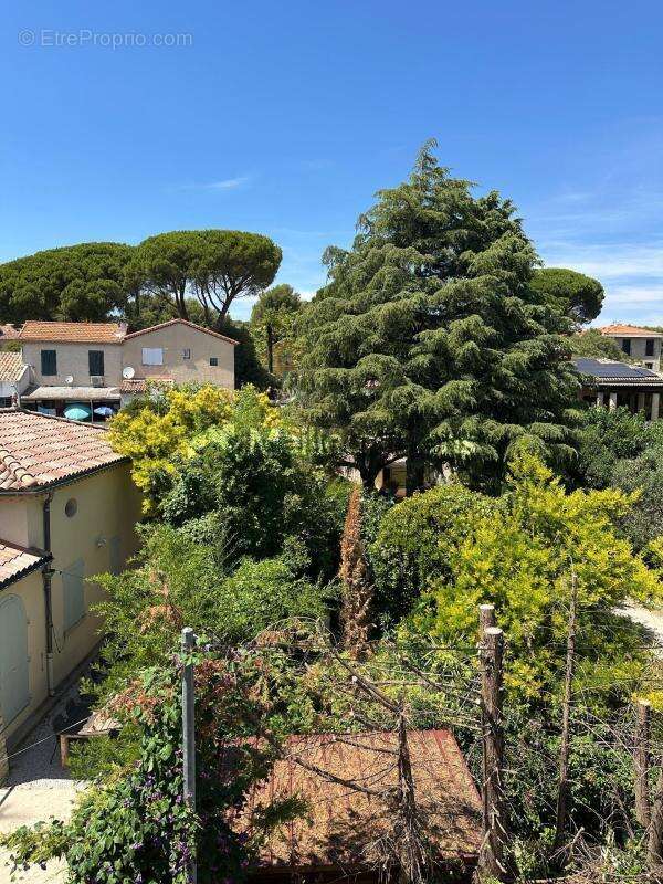 Appartement à SAINT-CYR-SUR-MER