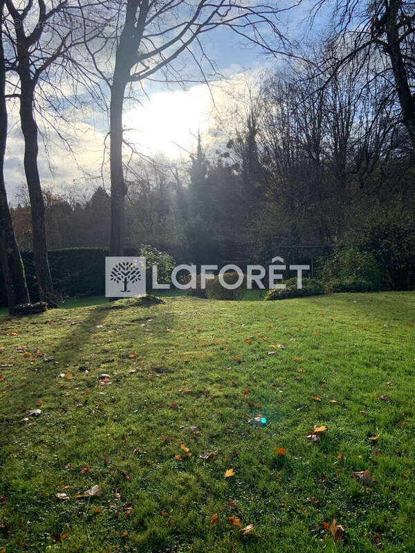 Maison à AUMONT-EN-HALATTE