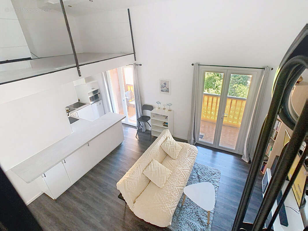 Appartement à SAUSSET-LES-PINS