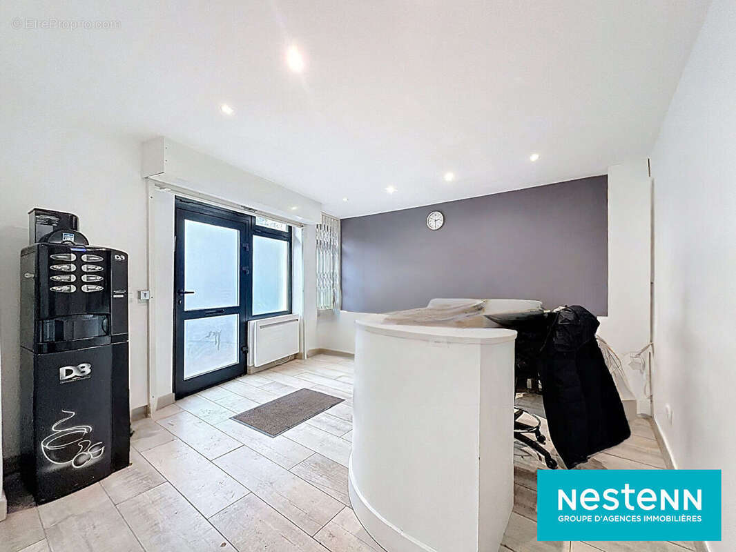 Commerce à LE PRE-SAINT-GERVAIS