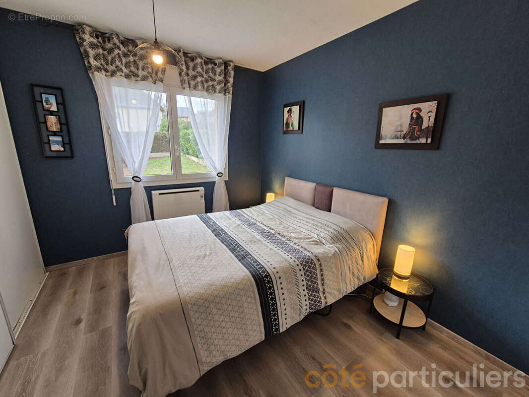 Maison à LUC-LA-PRIMAUBE