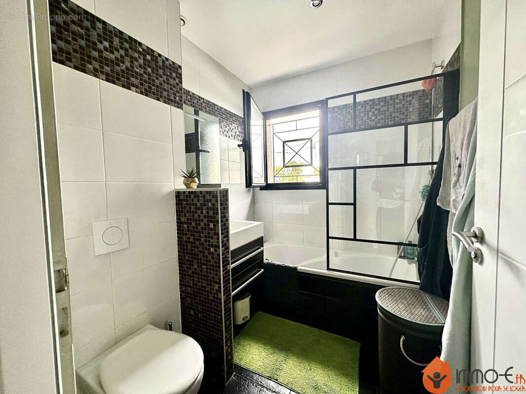 Maison à VILLENAVE-D'ORNON