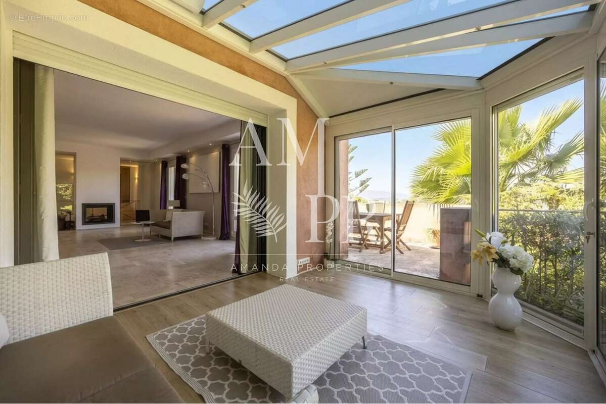 Maison à CANNES