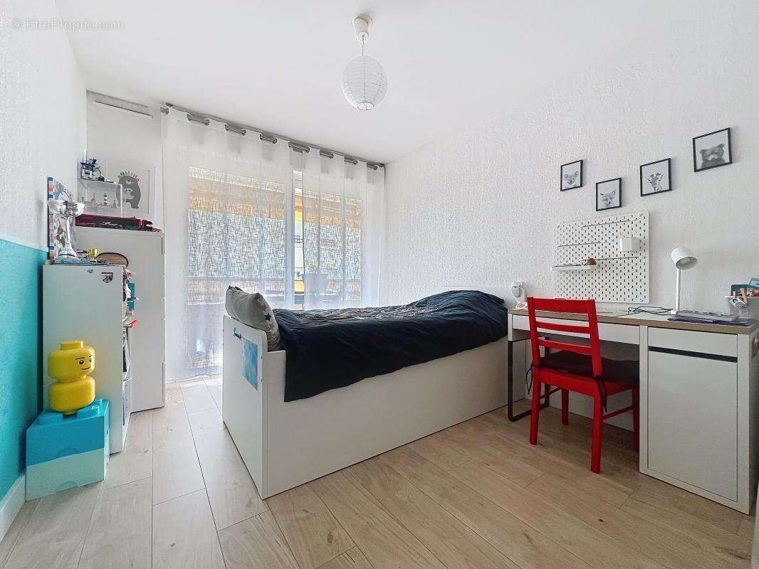 Appartement à VILLENEUVE-LOUBET