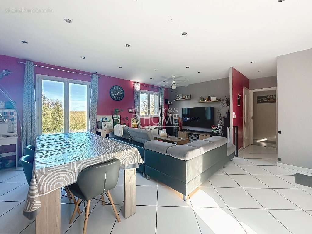 Maison à LA FERTE-GAUCHER