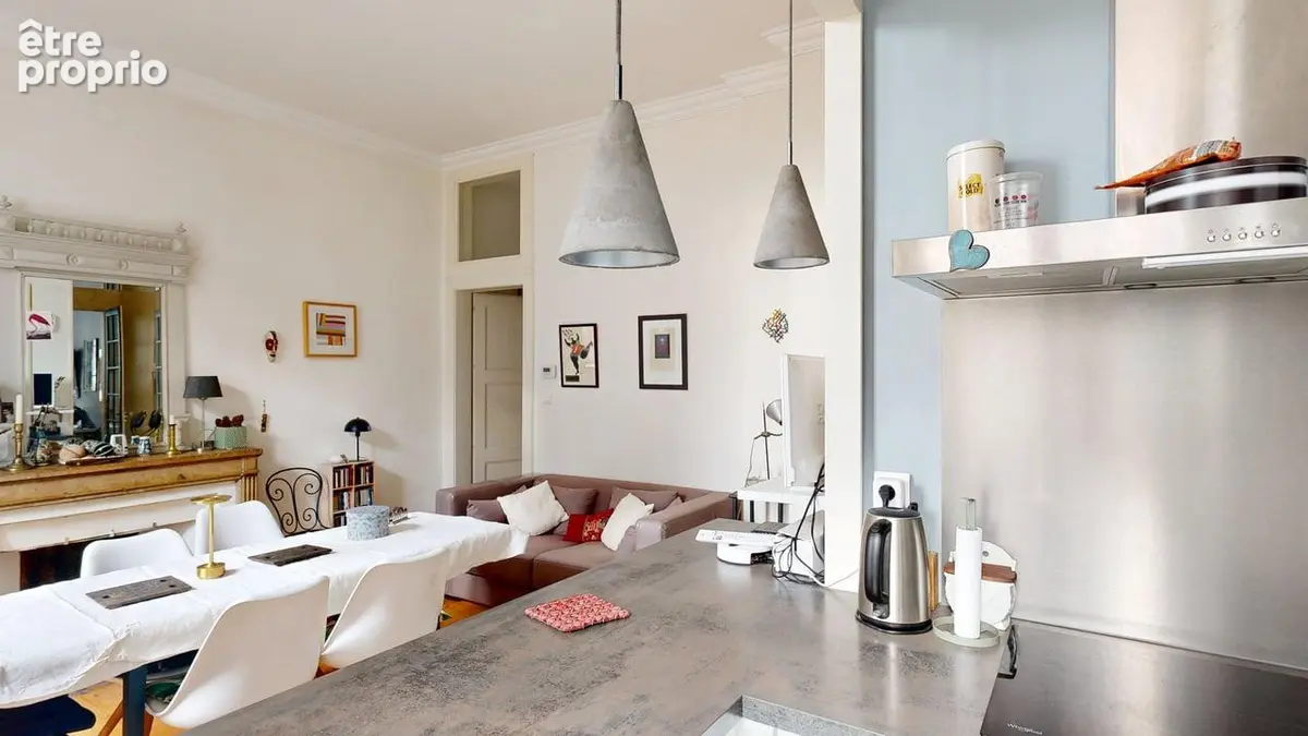 En exclusivité quartier Préfecture : très bel appartement ancien de 120 m2. - photo 9