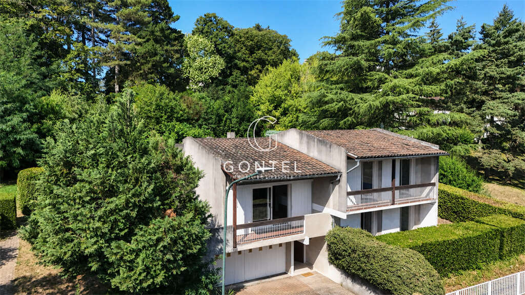 Maison familiale à rénover à Saint Didier au Mont D'or - photo 2